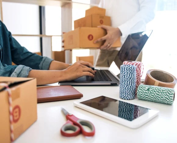 DROPONE-platformy-dropshipping-porównanie-2026-1 platformy dropshipping porównanie 2026